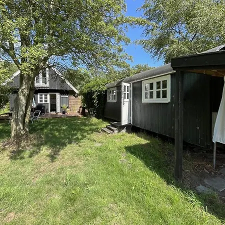Summer House Close To The Sea On North Langeland *