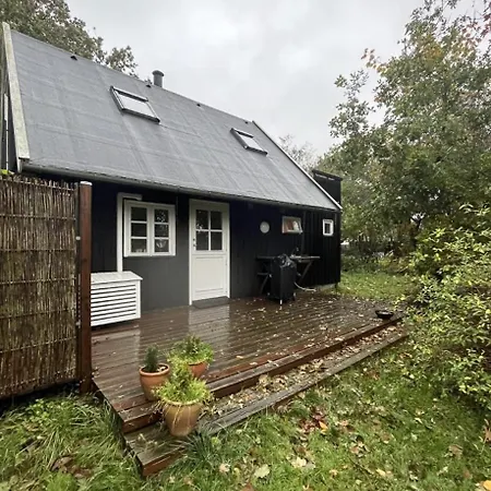 Summer House Close To The Sea On North Langeland *