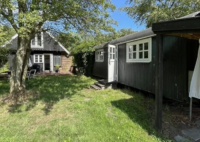Summer House Close To The Sea On North Langeland *